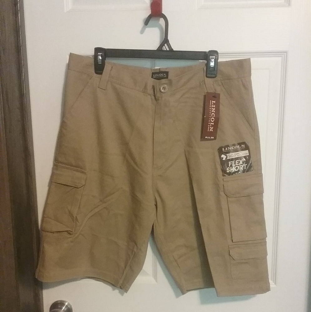 Lincoln Outfitters Size 36 Flex Shorts